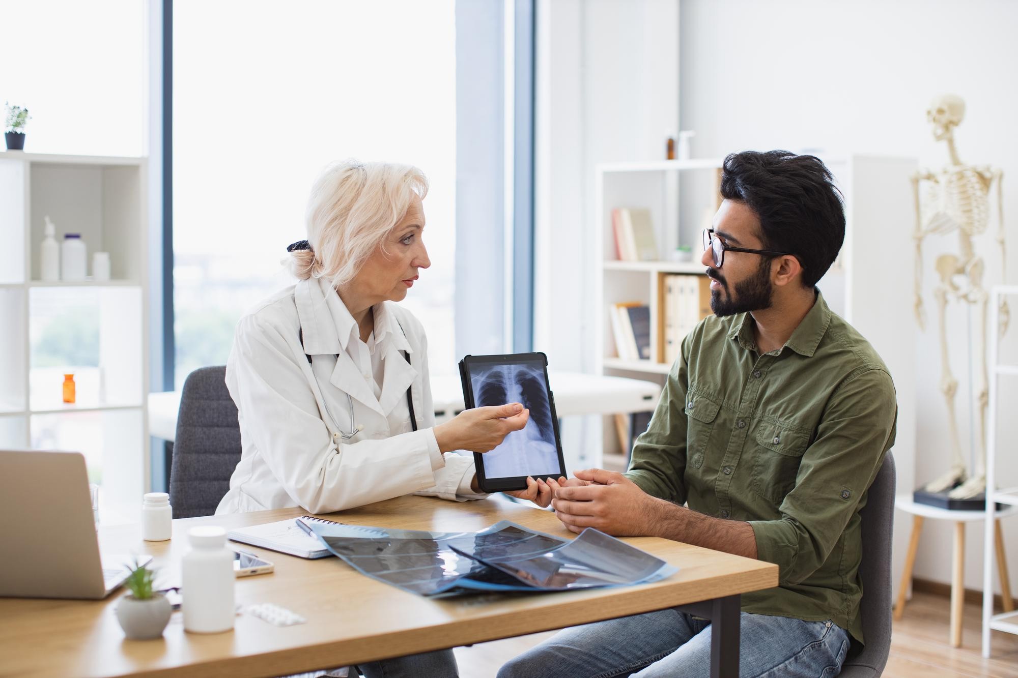 Doctor consultation bundles for accessible outpatient care